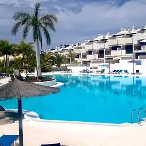 https://adeje-paradise-resort.tenerifehoteles.net